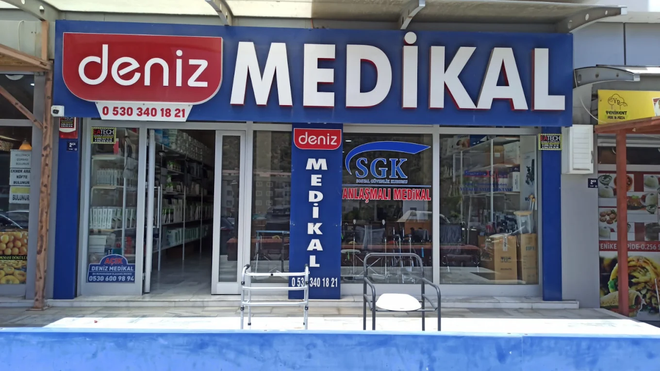 Deniz Medikal mağazasının dış görünümü